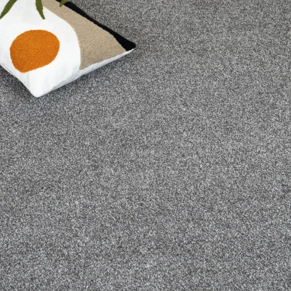 Polaris Luxury Saxony Bedroom Carpet - Image 2