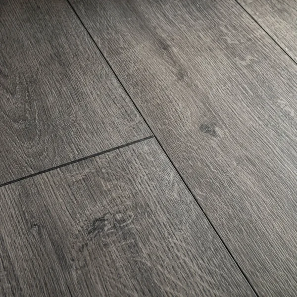 Mansion 8mm Laminate Flooring - Image 6