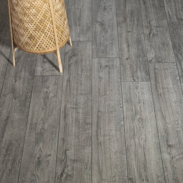 Mansion 8mm Laminate Flooring - Image 2