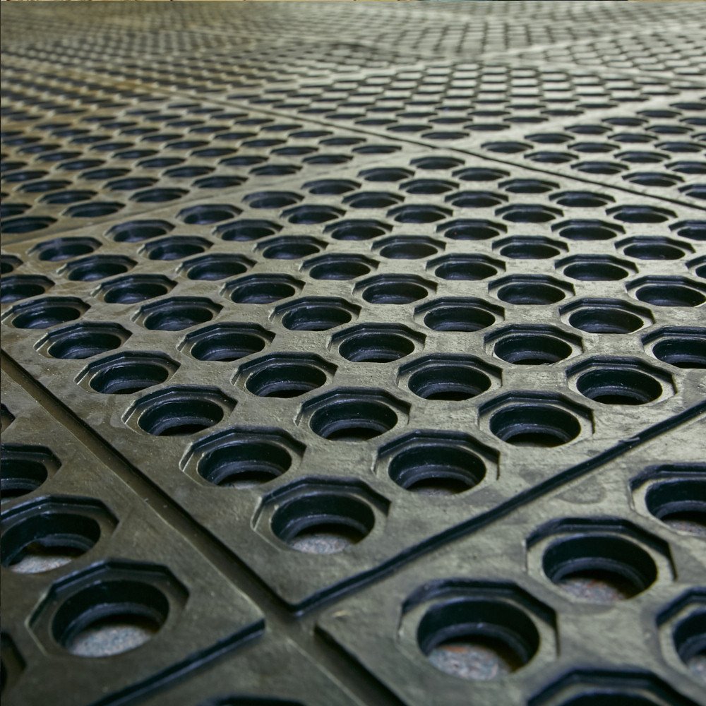 Hollow Rubber Dtable Mats - Image 3