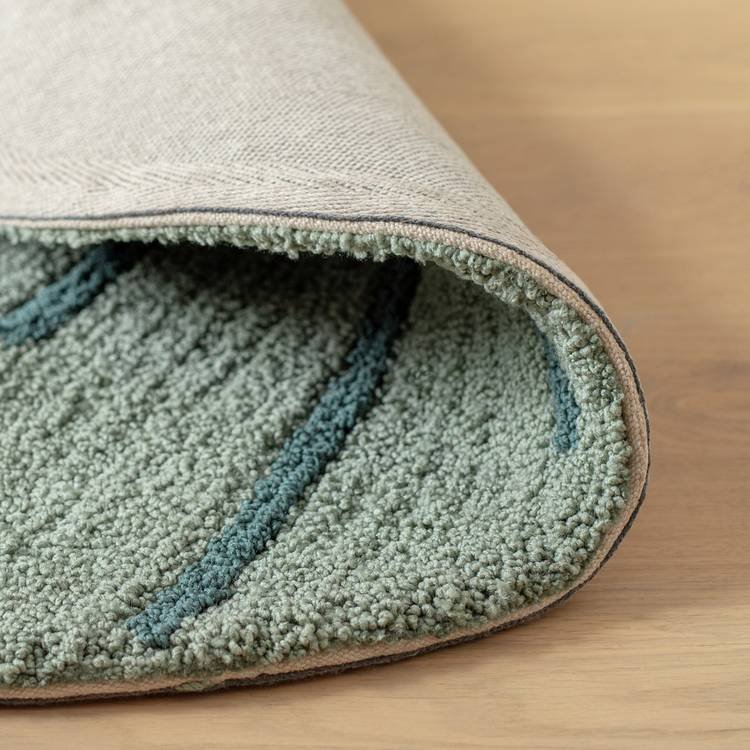 Kids Leaf Shaped Green Cut Pile Rug - Image 2