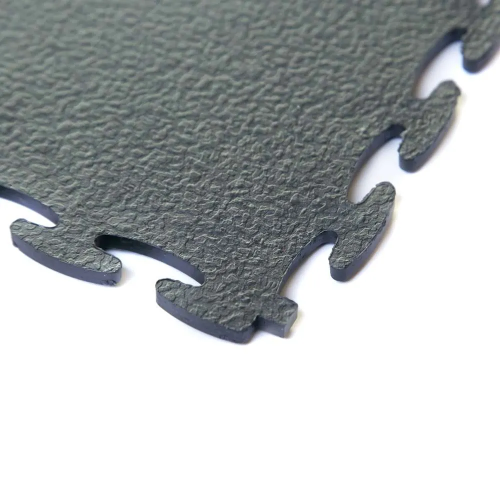 Large Double Garage Flooring - Image 6