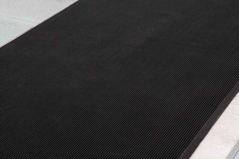 Outdoor Rubber Bristle Mats - Image 3